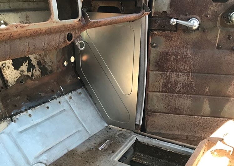 1947-1954 Chevy Truck Bead Rolled Kick Panels | LS Fabrication