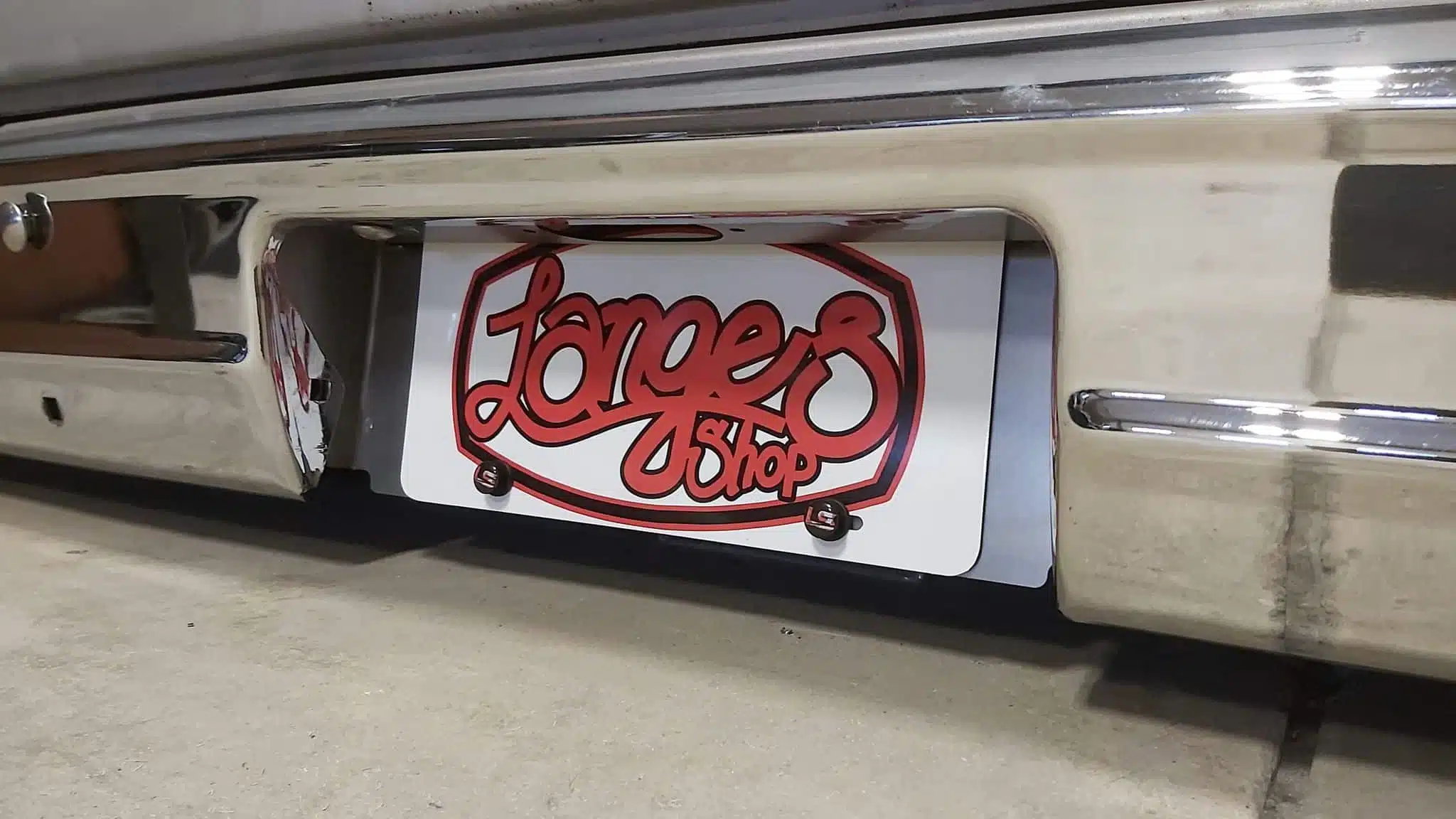 Raised license plate bracket installed on 1967-87 Chevy GM truck