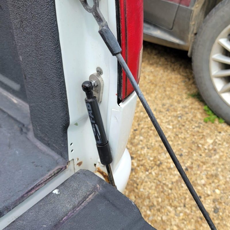 Tailgate Shock - 94-01 S10 Truck: Easy Install. Smooth Operation