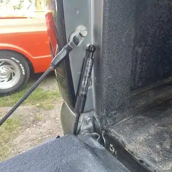 Tailgate Saver Shock (Strut) – 99-06 GMC Chevy Truck — installed