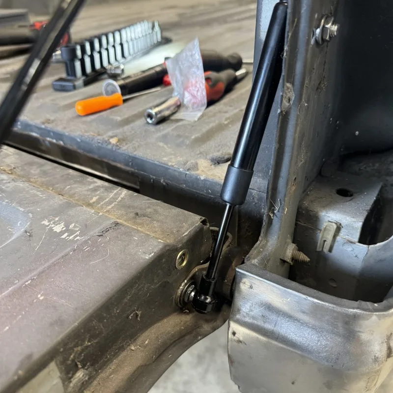 Tailgate Saver Shock (Strut) – 82-93 S10 GMC Chevy Truck — customer photo
