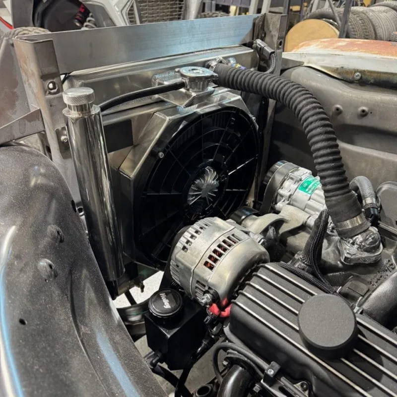 Tucked aluminum radiator for 1947-1954 GM truck, filler neck detail
