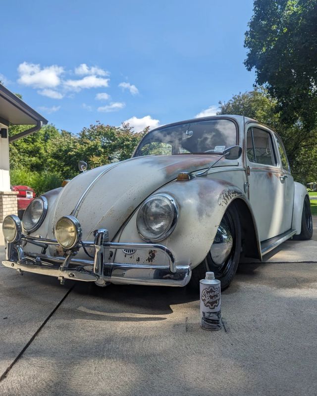 Gave the bug some patina love this weekend 😍
.
.
.
#sweetpatina #patina #vw #vwbeetle #vwbug #cars #classicvw #volkswagen
