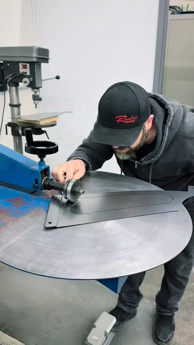 Chris is back!!! For those of you wondering…this is in real time speed😂 someone’s been behind the desk for to long.