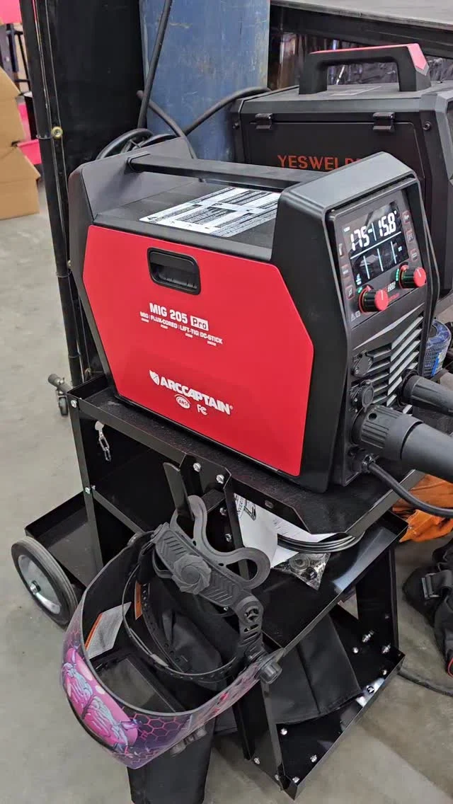 We're in love with our @arccaptain_welding Mig 205. We got Carter buzzing up some production parts #Arccaptain #mig205pro